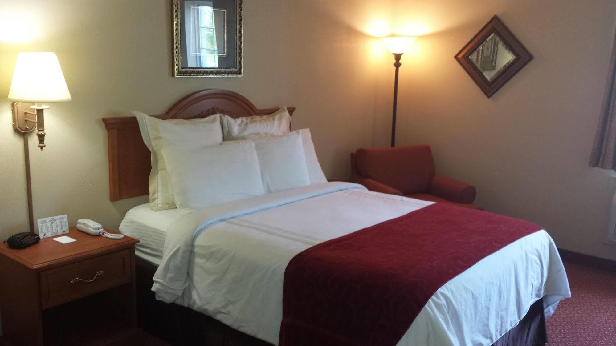 All American Inn & Suites Брэнсон Экстерьер фото